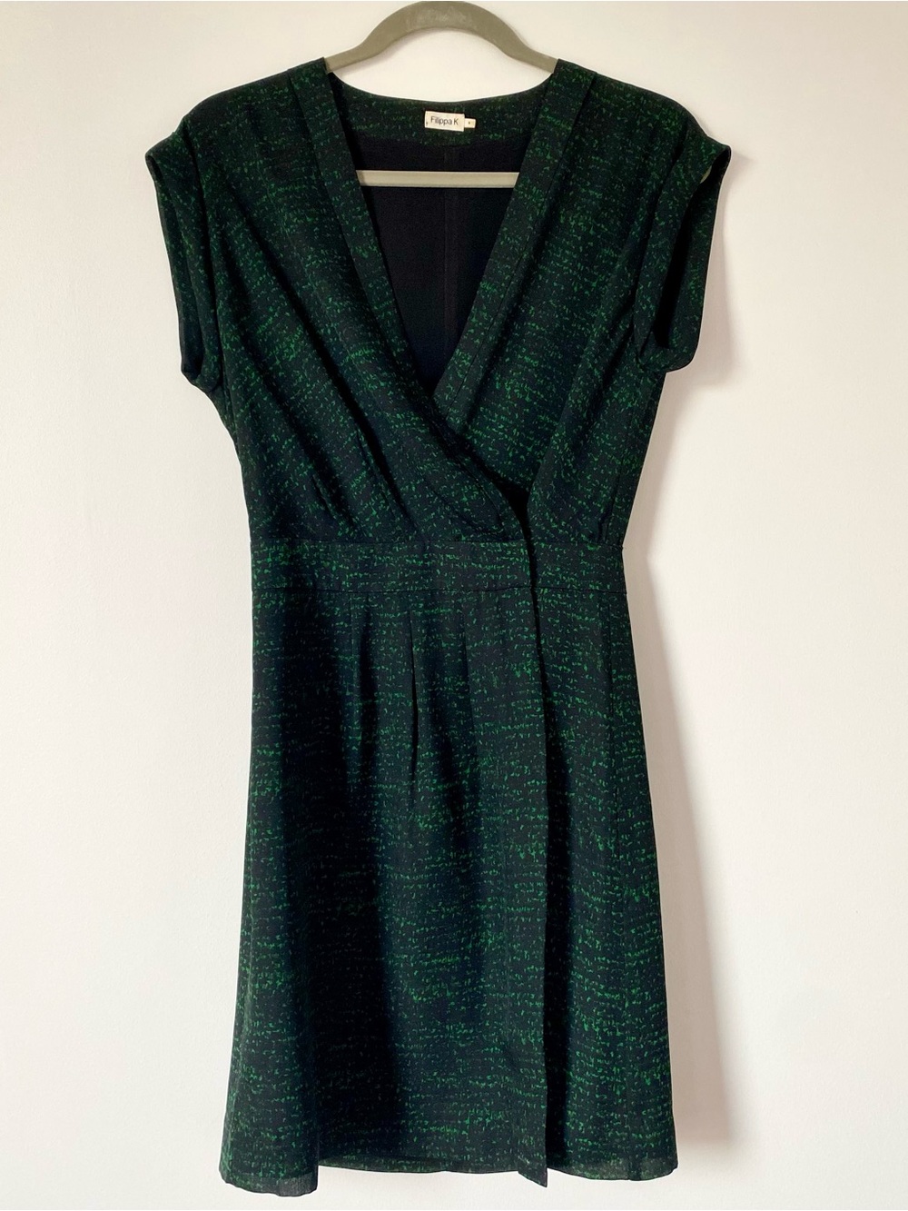 🇸🇪 Filippa K Wrap Dress